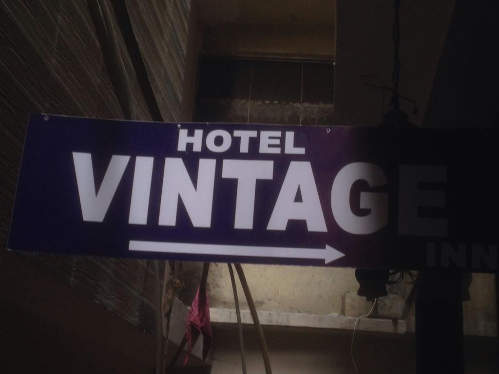 Hotel Vintage Inn New Delhi Exterior photo