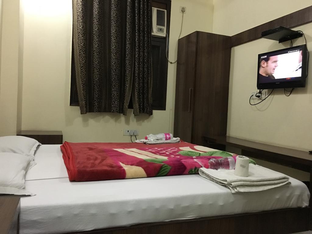 Hotel Vintage Inn New Delhi Exterior photo